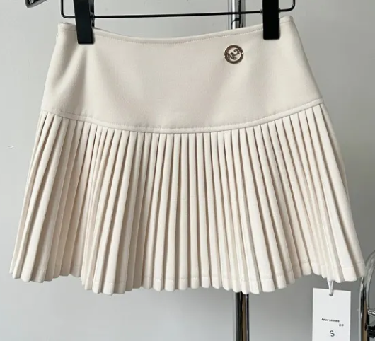 Woolen Pleated Short Skirt